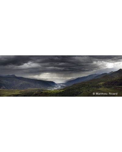 MR3726 High valley of the Yangtse -pano