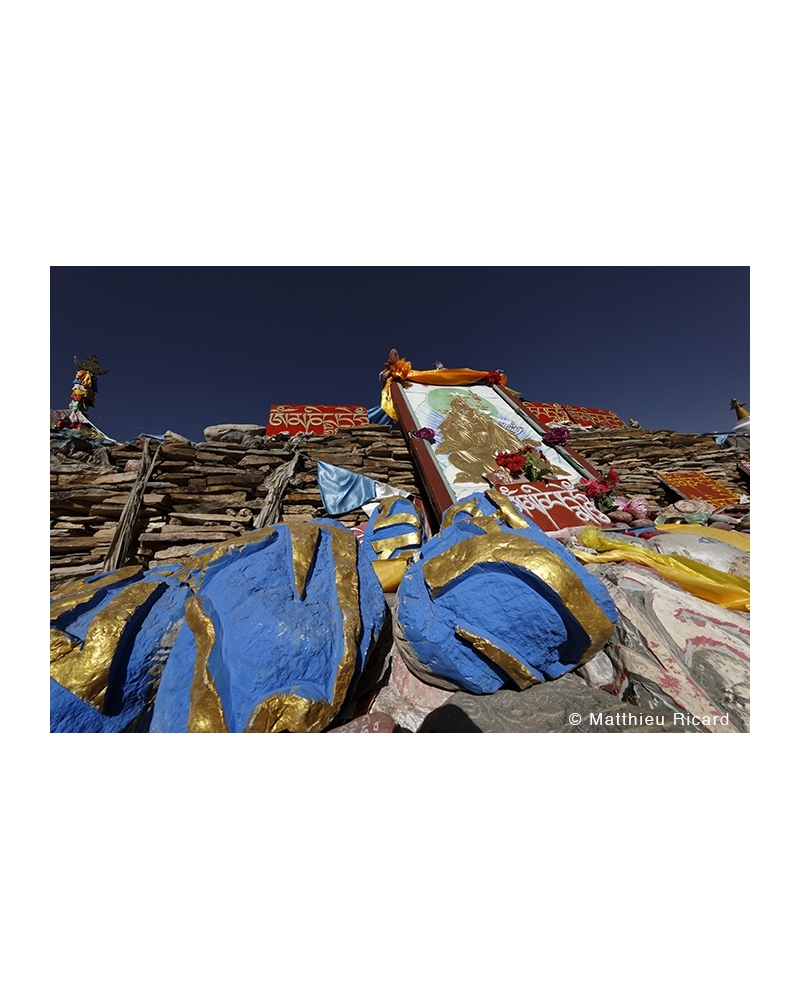 MR4412 Carved mantras