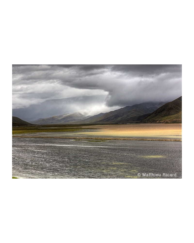 MR4135 Lac près de Juniong