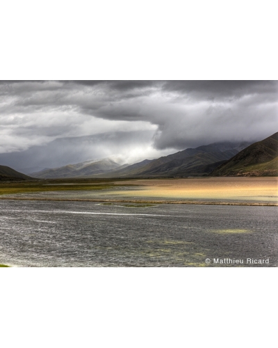 MR4135 Lac près de Juniong