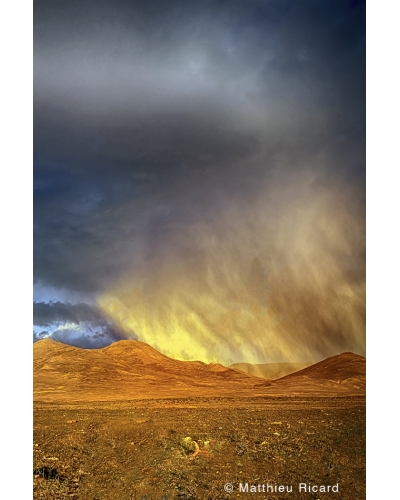 MR535 On the road to Mount Kailash