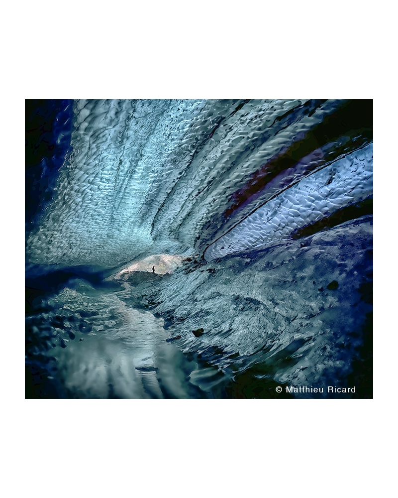 MR7831 Grotte de glace sous le glacier Skaftafell en Islande