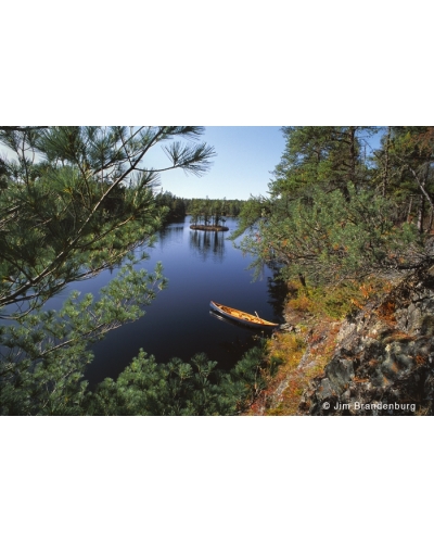 NW579 Discovery lake with Seliga canoe